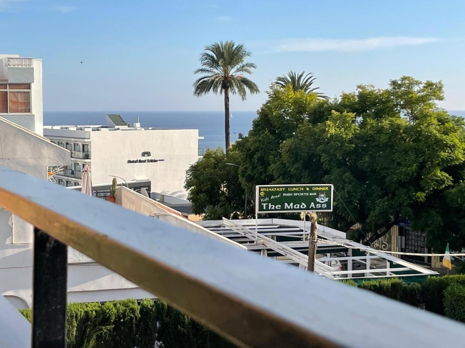 Studio With Views Next To Puerto Marina The Green Door Benalmadena Exterior photo